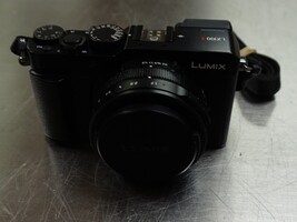 Panasonic Lx100ii 17.0MP Camera