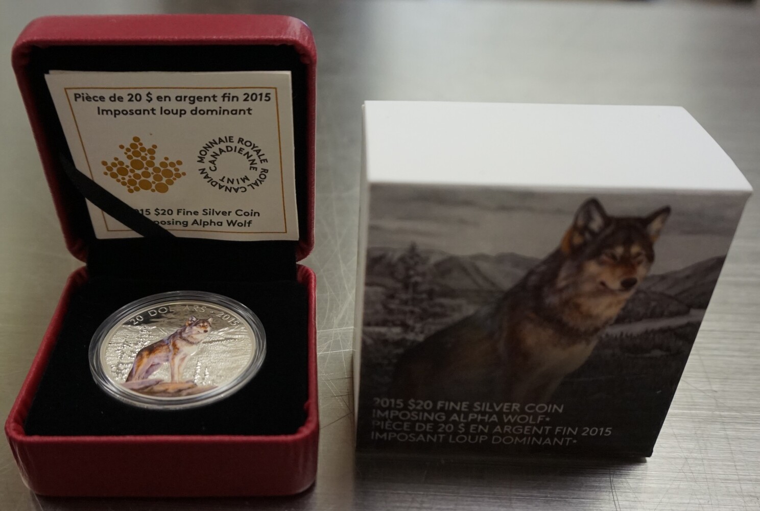 Royal Canadian Mint 2015 imposing Alpha Wolf