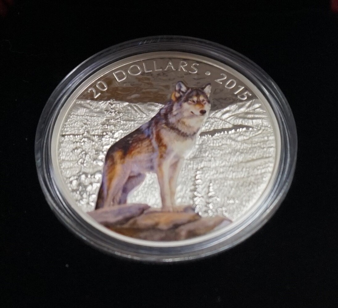 Royal Canadian Mint 2015 imposing Alpha Wolf