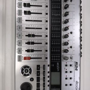 Zoom R24 Multitrack 24-Track  Digital Recorder USB Interface Drum Machine