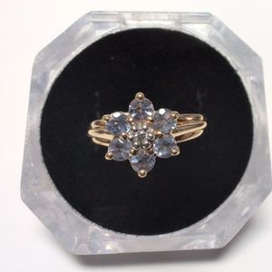 Yellow Gold 10k Diamond and Tanzanite Cluster Ring Sz:7.5